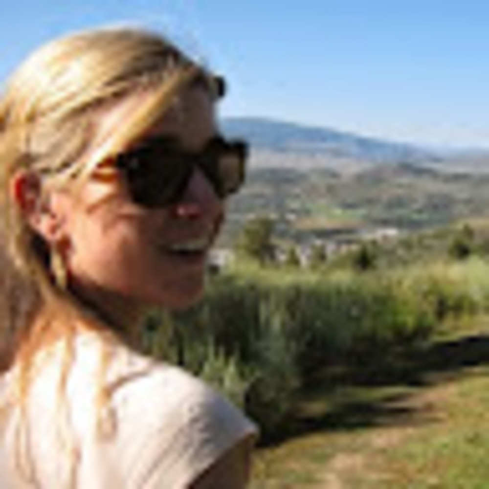 Meet your Posher, Stephanie